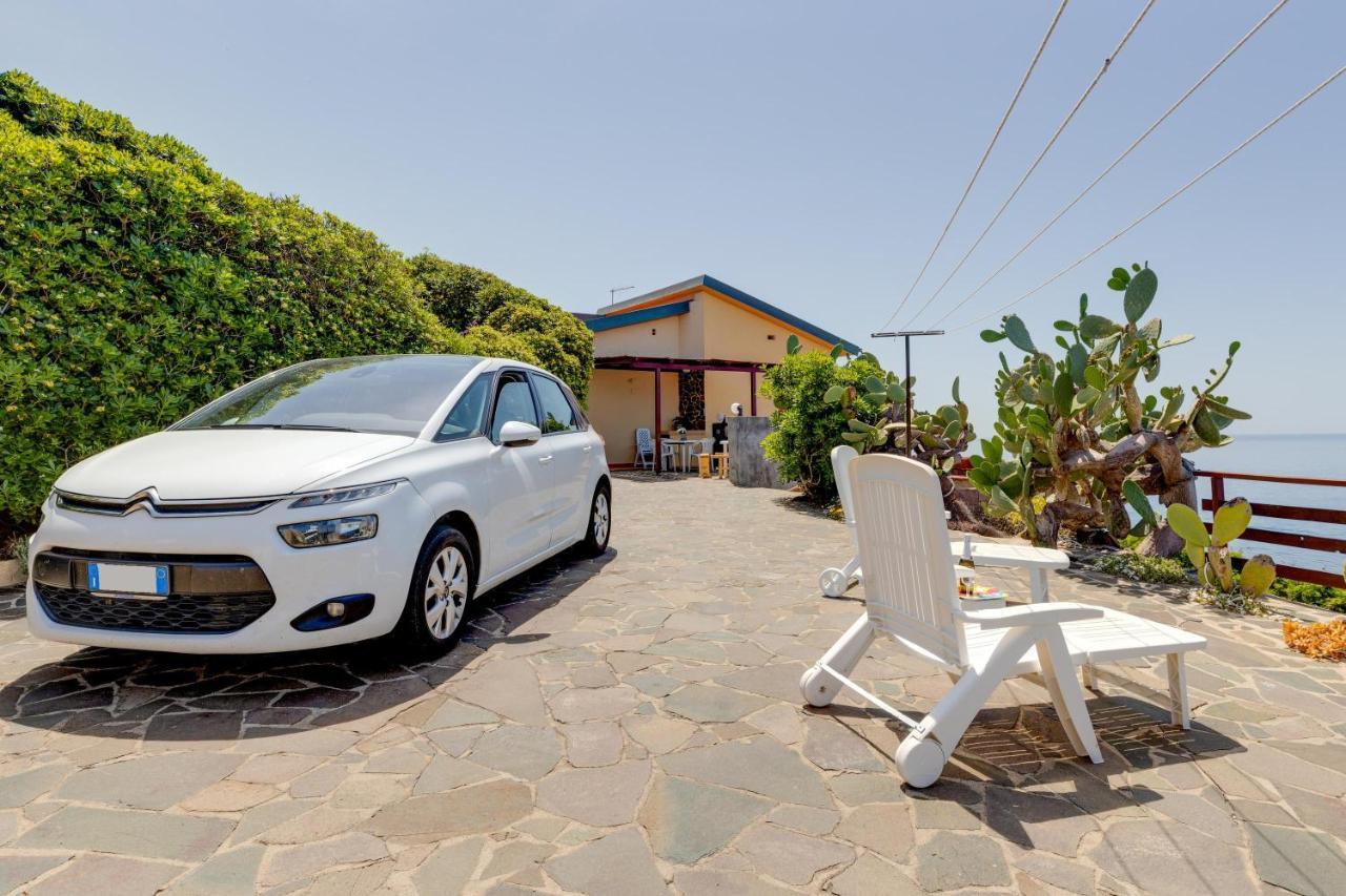 La Terrazza Sul Mare Villa Magomadas ภายนอก รูปภาพ